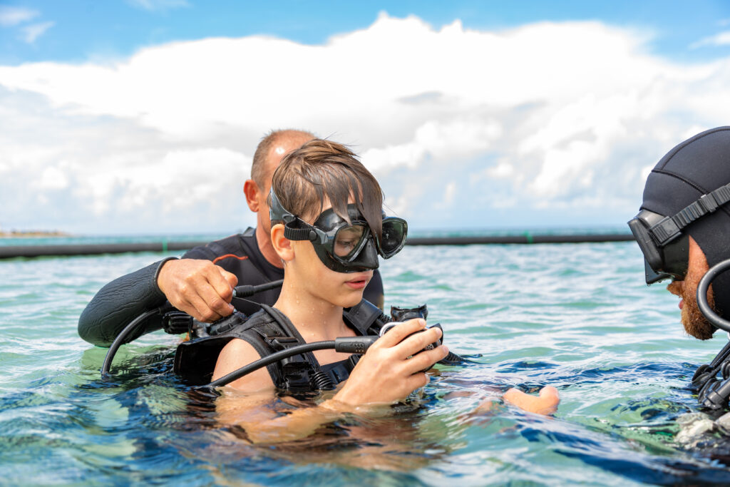 Ear pain while scuba diving in Phuket